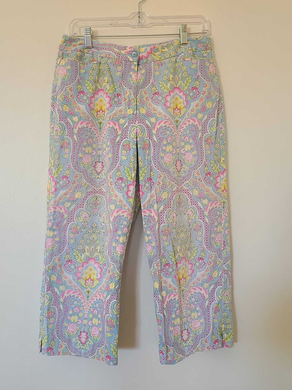 EP Pro womens golf capri pants paisley print